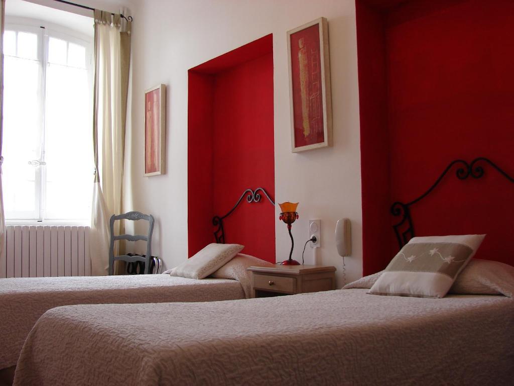 Hotel Le Siecle Mazan Phòng bức ảnh